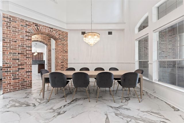 18 Degas Park, The Woodlands, TX 77382