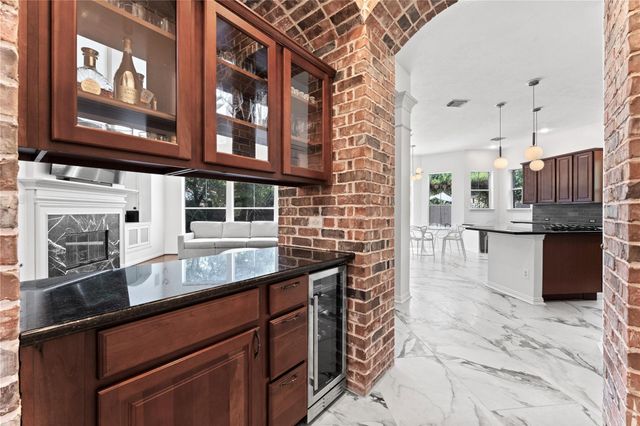 18 Degas Park, The Woodlands, TX 77382