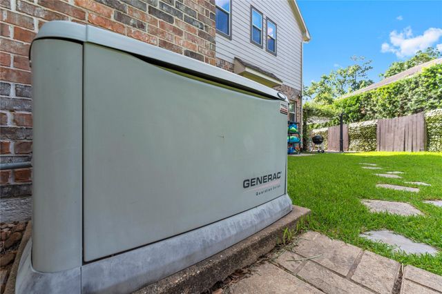 18 Degas Park, The Woodlands, TX 77382