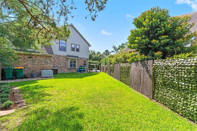 18 Degas Park, The Woodlands, TX 77382