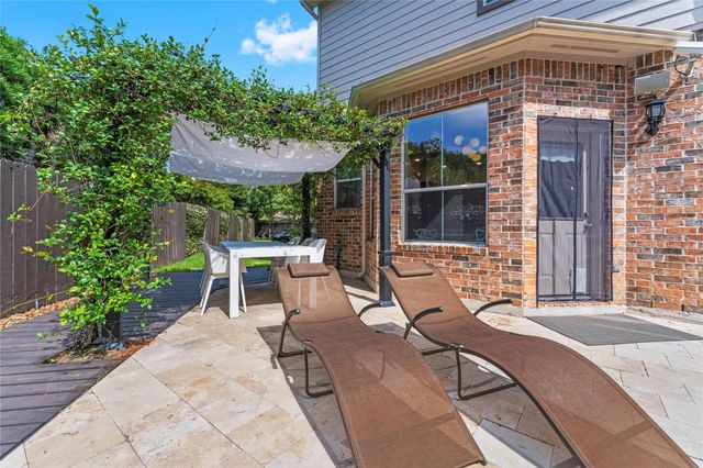 18 Degas Park, The Woodlands, TX 77382