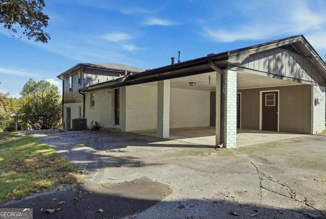 4307 Parkview Drive, Lithia Springs, GA 30122