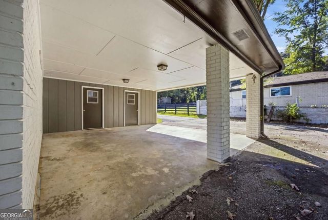 4307 Parkview Drive, Lithia Springs, GA 30122