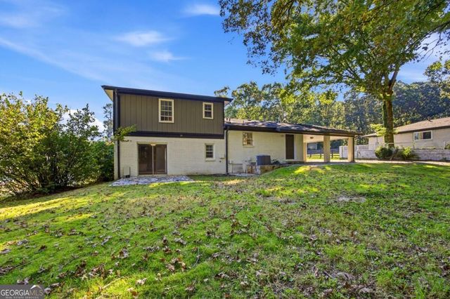 4307 Parkview Drive, Lithia Springs, GA 30122