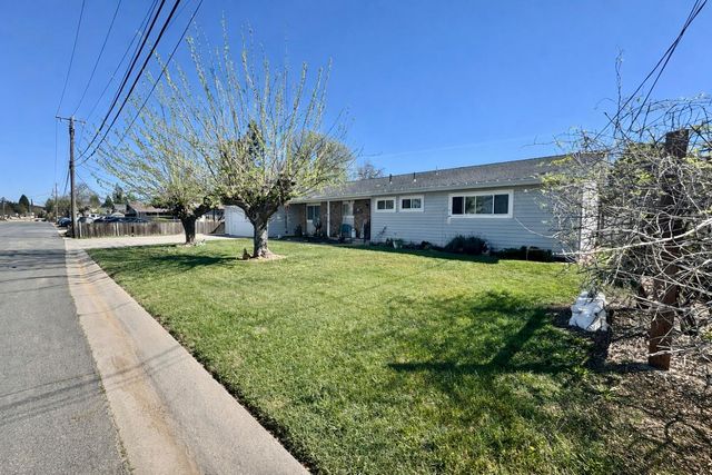 1039 El Margarita Rd, Yuba City, CA 95993