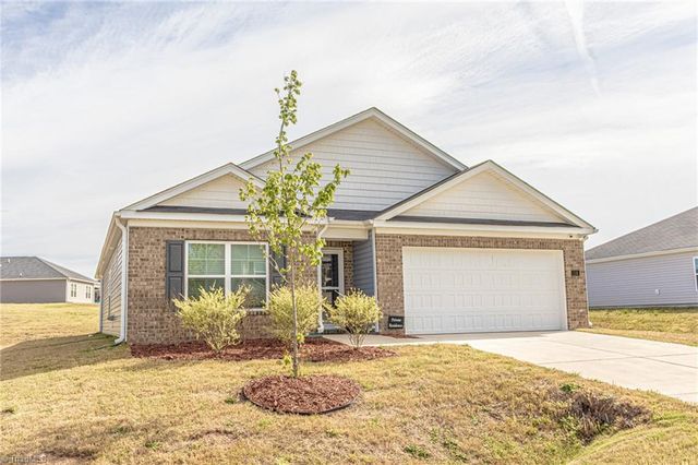 116 Green Mallard Way, Mayodan, NC 27027