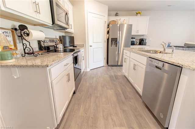 116 Green Mallard Way, Mayodan, NC 27027