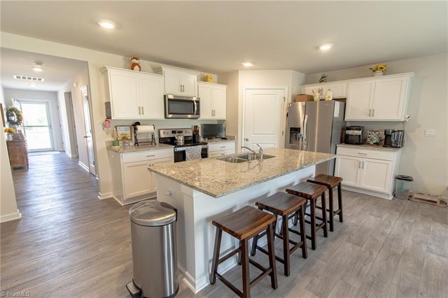 116 Green Mallard Way, Mayodan, NC 27027