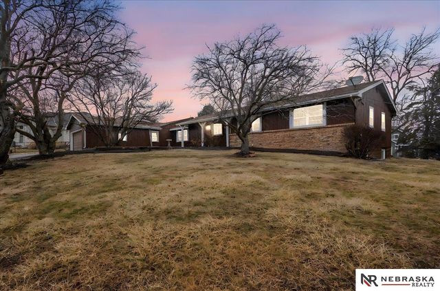 2024 S 165th Street, Omaha, NE 68130