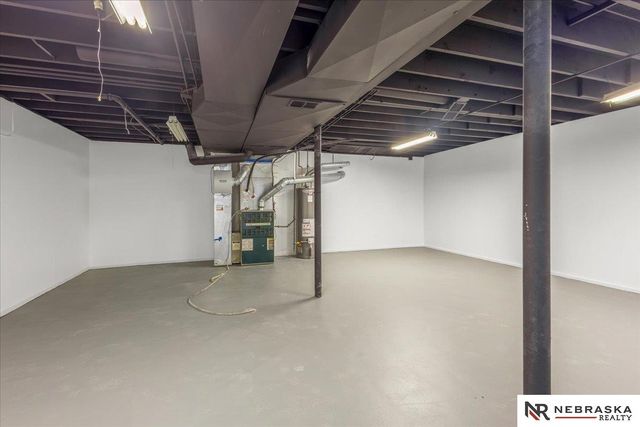 2024 S 165th Street, Omaha, NE 68130