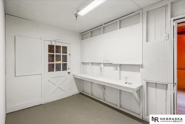 2024 S 165th Street, Omaha, NE 68130