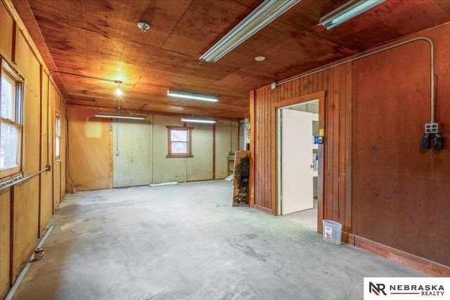 2024 S 165th Street, Omaha, NE 68130