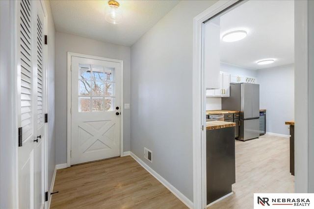 2024 S 165th Street, Omaha, NE 68130