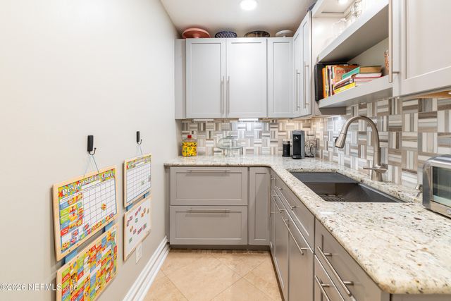 4654 JULINGTON CREEK Road, Jacksonville, FL 32258