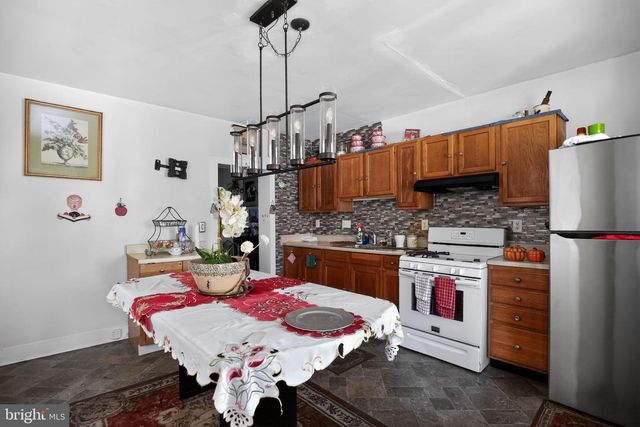 11 MILL ST, Darby, PA 19023