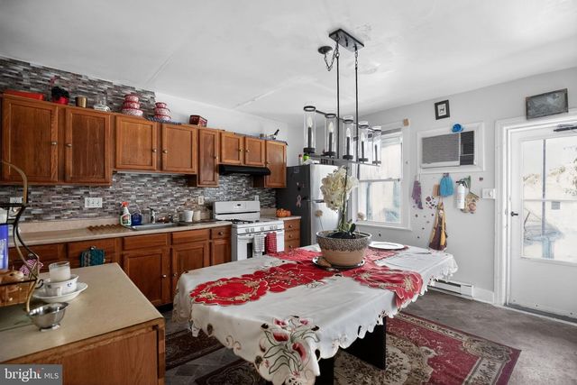 11 MILL ST, Darby, PA 19023