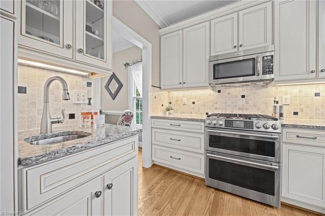 160 Fairhaven Court, Lewisville, NC 27023