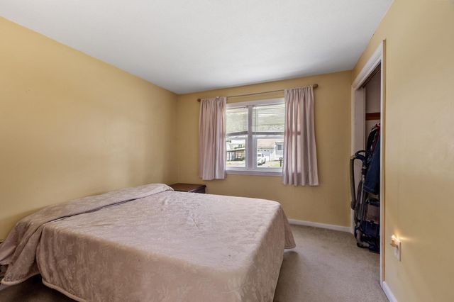 13 Asbury Street, Salem, NH 03079