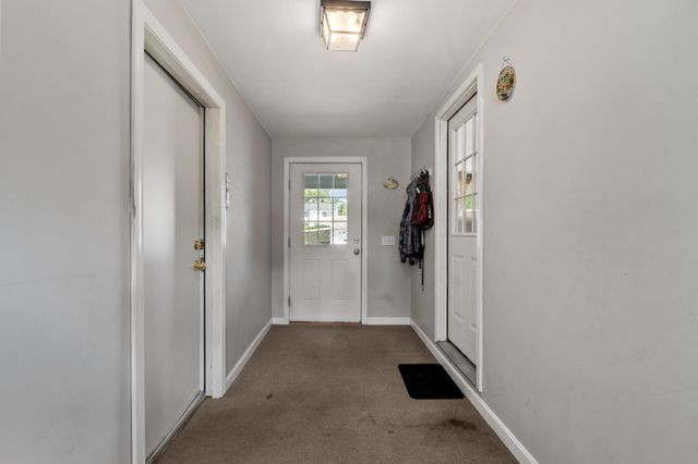 13 Asbury Street, Salem, NH 03079