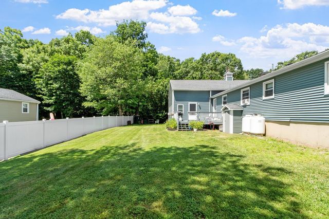 13 Asbury Street, Salem, NH 03079