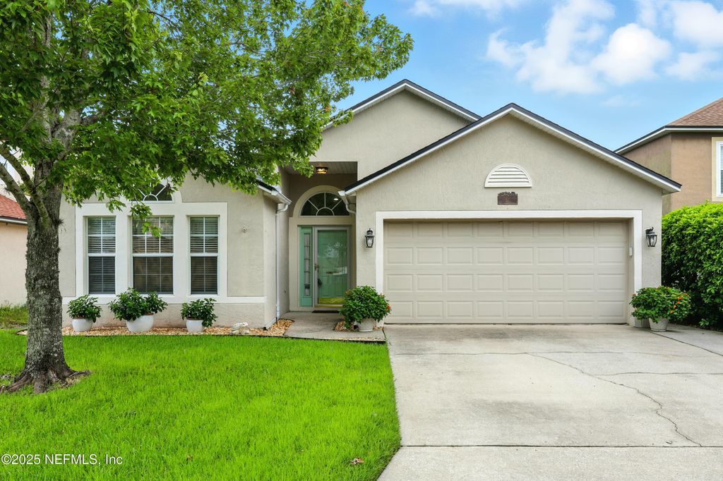97 REEDING RIDGE Drive E, Jacksonville, FL 32225