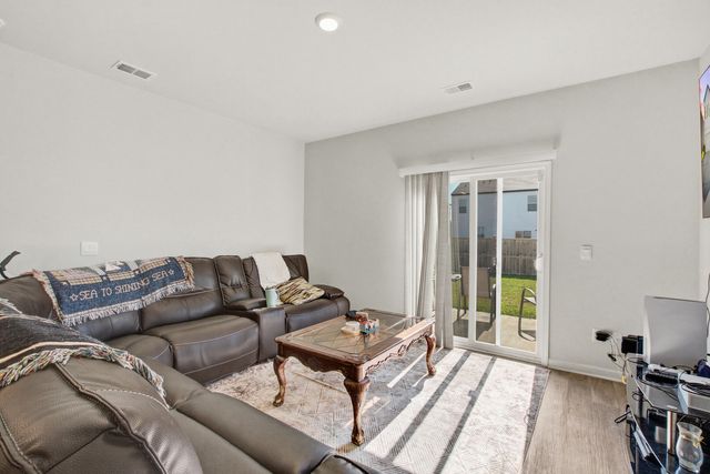 128 Holly Leaf Lane, Summerville, SC 29486