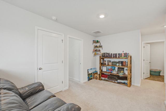 128 Holly Leaf Lane, Summerville, SC 29486