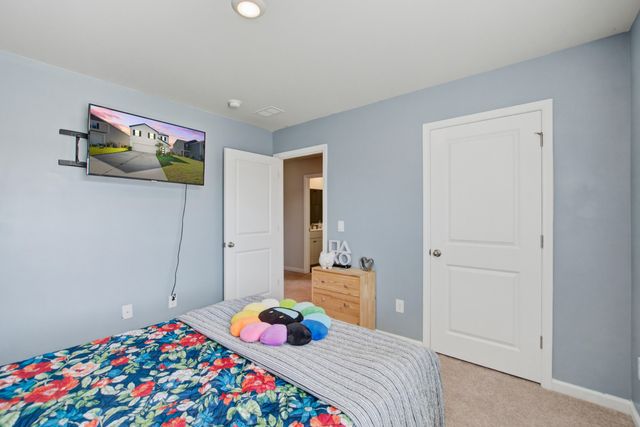 128 Holly Leaf Lane, Summerville, SC 29486