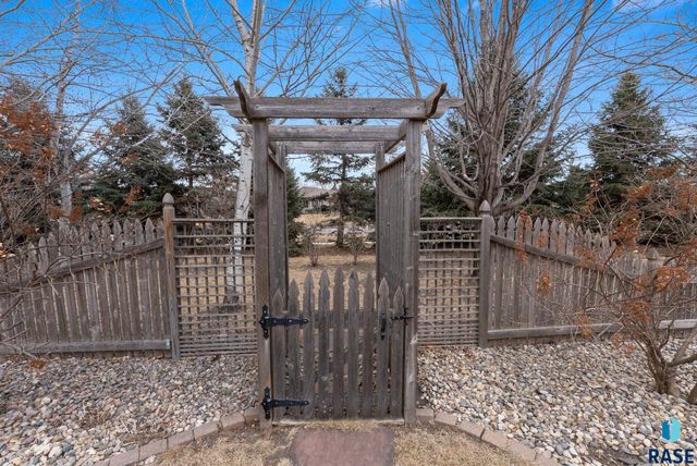 4405 E Aster Cir Circle, Sioux Falls, SD 57103