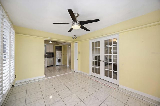 60 STRATHMORE BOULEVARD 60, Sarasota, FL 34233