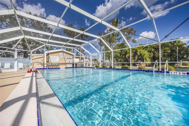 60 STRATHMORE BOULEVARD 60, Sarasota, FL 34233