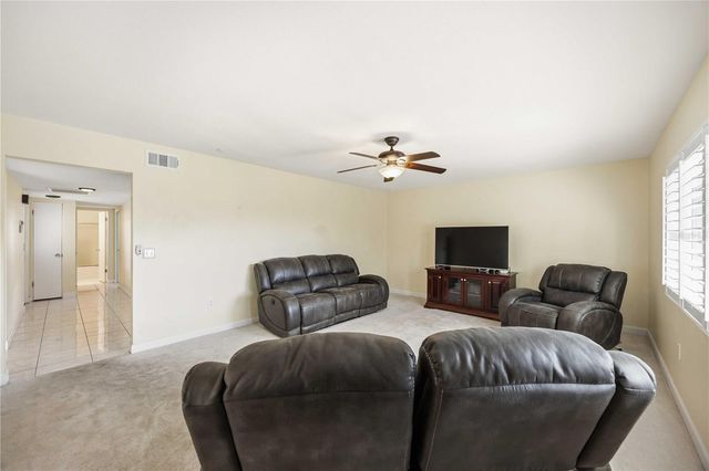 60 STRATHMORE BOULEVARD 60, Sarasota, FL 34233