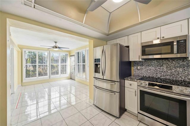 60 STRATHMORE BOULEVARD 60, Sarasota, FL 34233
