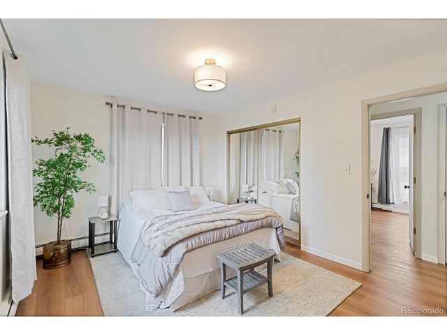 9537 Grandview Ave, Arvada, CO 80002