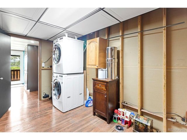 9537 Grandview Ave, Arvada, CO 80002