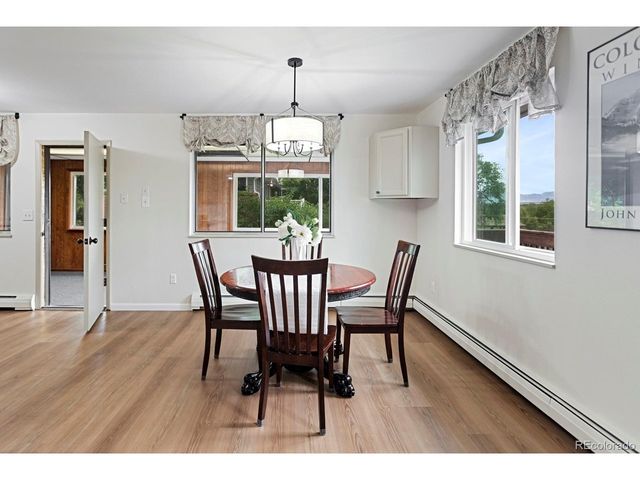 9537 Grandview Ave, Arvada, CO 80002