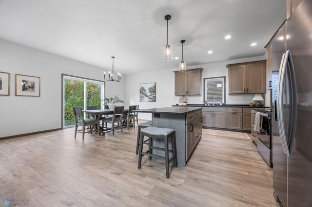 1039 61st Avenue W, West Fargo, ND 58078