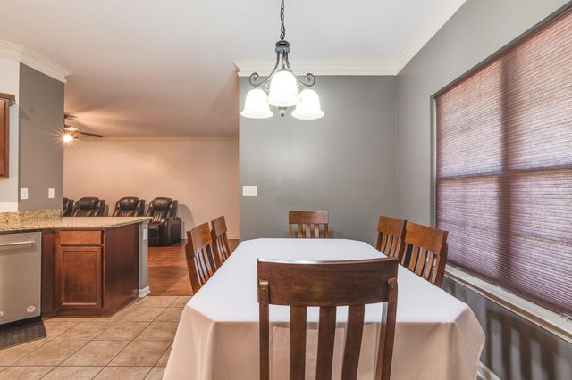 40 GREEN HILLS DR, Oakland, TN 38060