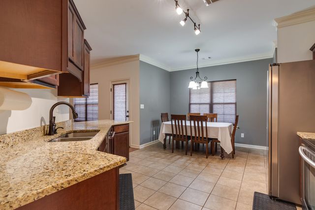 40 GREEN HILLS DR, Oakland, TN 38060