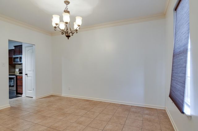 40 GREEN HILLS DR, Oakland, TN 38060