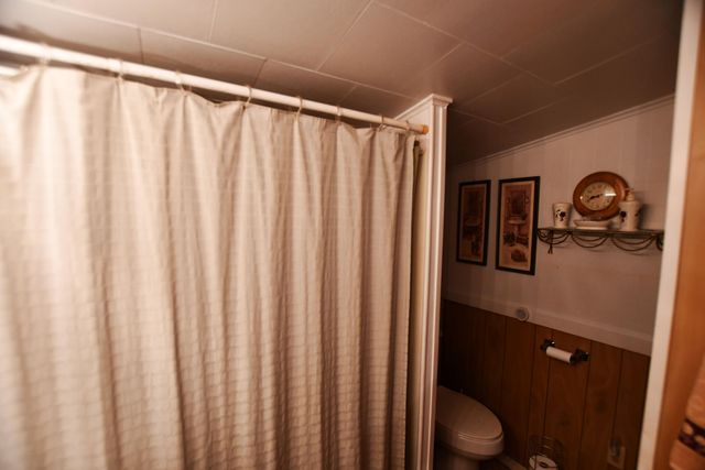 85 Riverview Road, Irvine, KY 40336