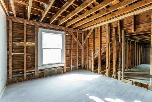 8748 NORTH VALLEY PIKE, Rockingham, VA 22802