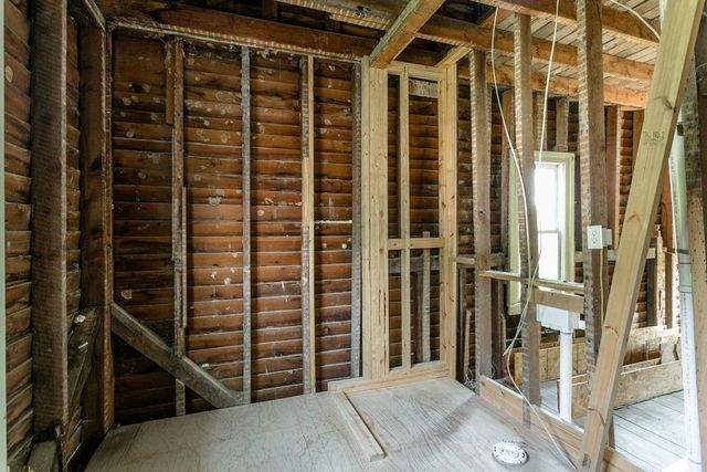 8748 NORTH VALLEY PIKE, Rockingham, VA 22802