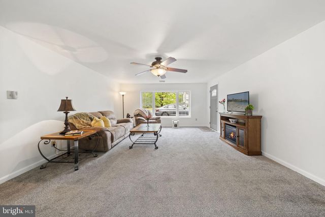 665 ELBOW LN, Warrington, PA 18976
