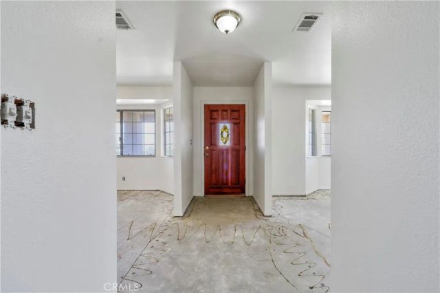 2837 Sequoia Road, Pinon Hills, CA 92371