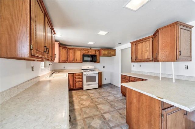 2837 Sequoia Road, Pinon Hills, CA 92371