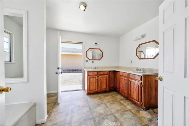 2837 Sequoia Road, Pinon Hills, CA 92371