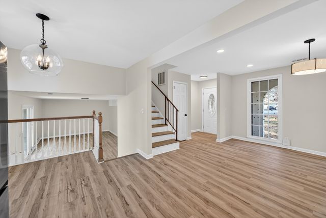 2909 Moss Spring Dr, Antioch, TN 37013