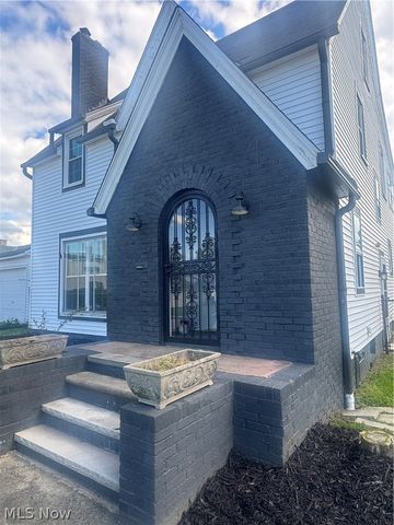 10900 Vernon Avenue, Garfield Heights, OH 44125