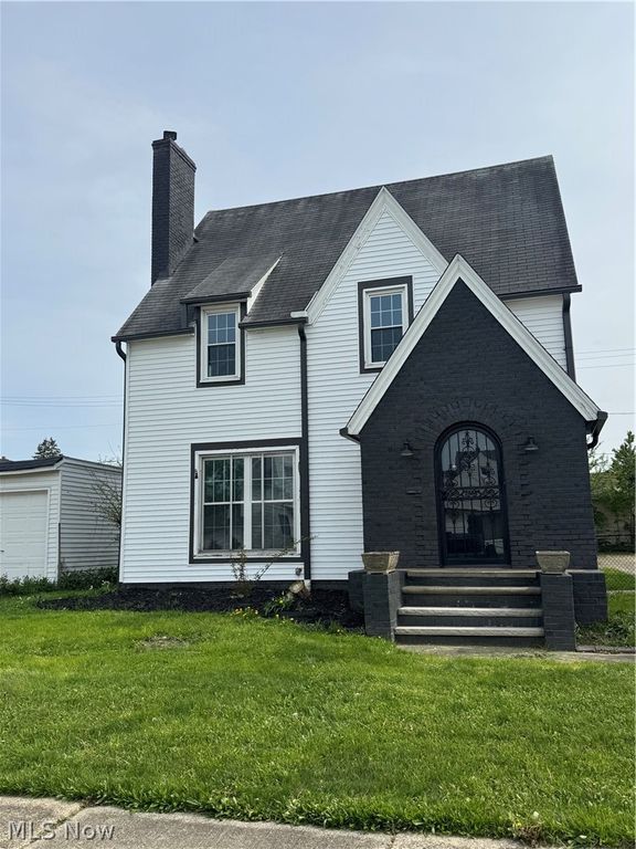 10900 Vernon Avenue, Garfield Heights, OH 44125